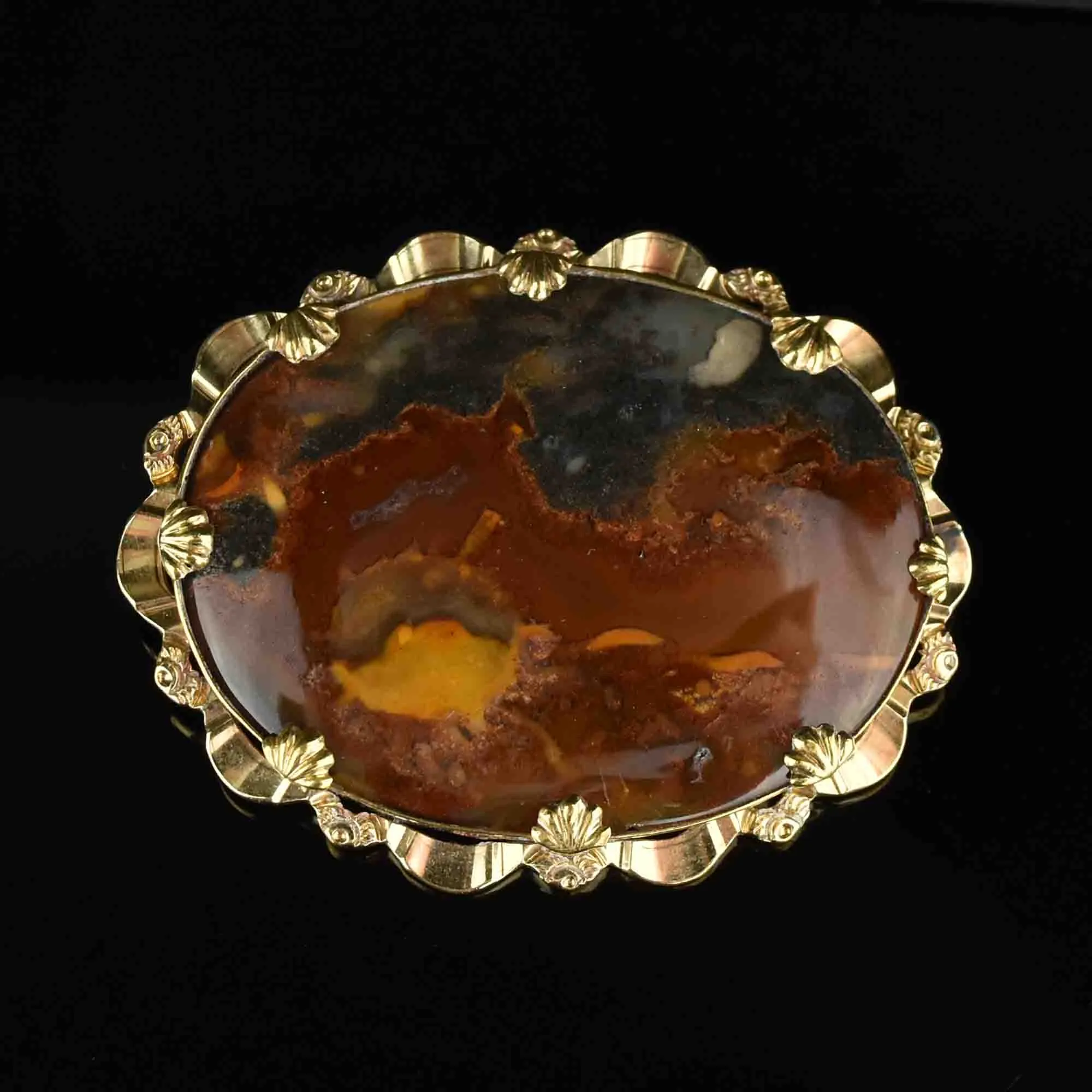 Antique Victorian Picture Agate Brooch