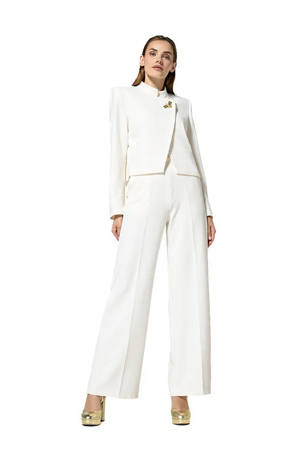 Caroline Biss CREAM ASYMMETRICAL BUTTERFLY CLOSURE SHORT JACKET