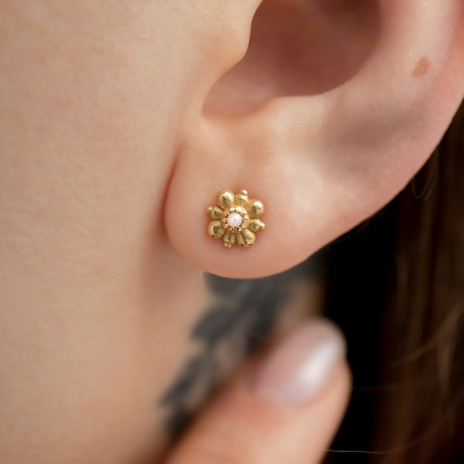 Dainty Gold Flower Stud Earrings with White Seed Pearl