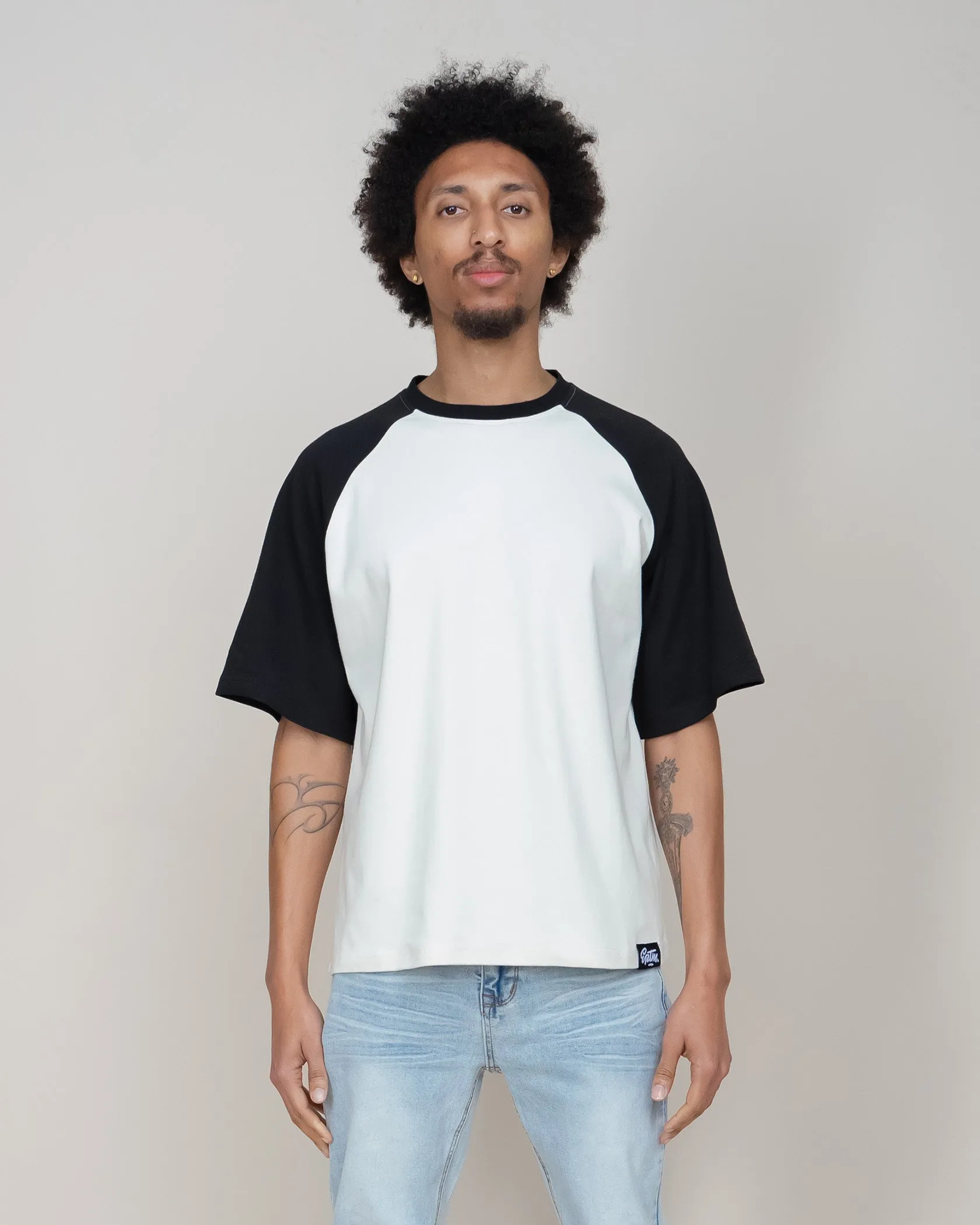 EPTM BOXY RAGLAN TEE - BLACK