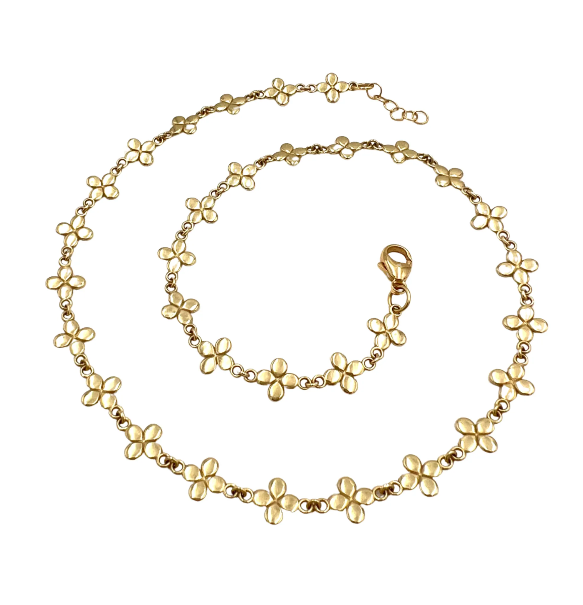 Gold Flower Choker- NEW IN!