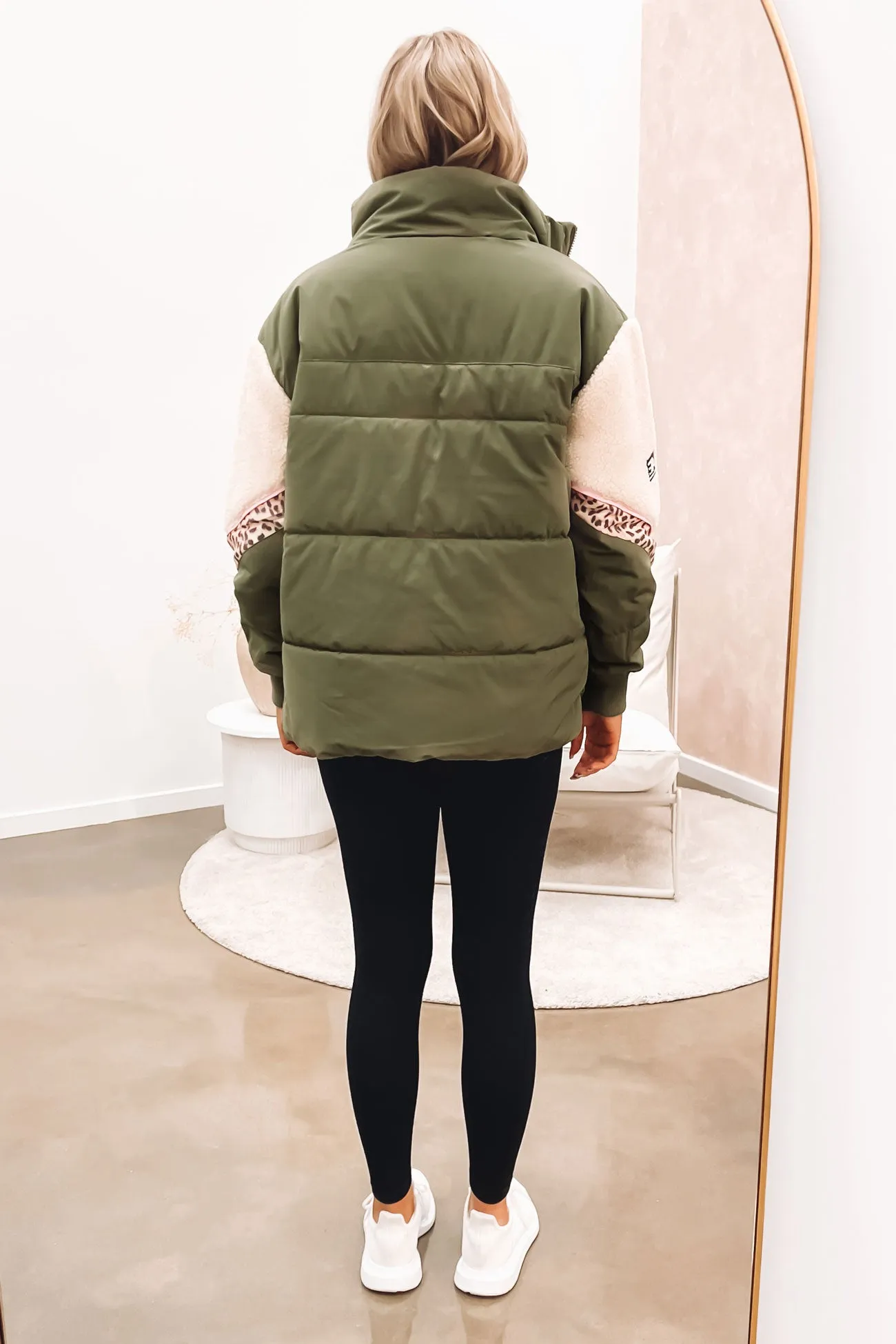 Jordan Puffer Jacket Khaki