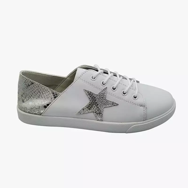 Leather Nicki Silver Star Sneaker