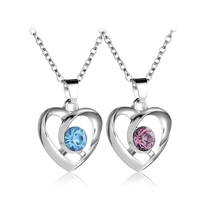 New Fashion Simple Hollow Love Heart Pendant Necklace